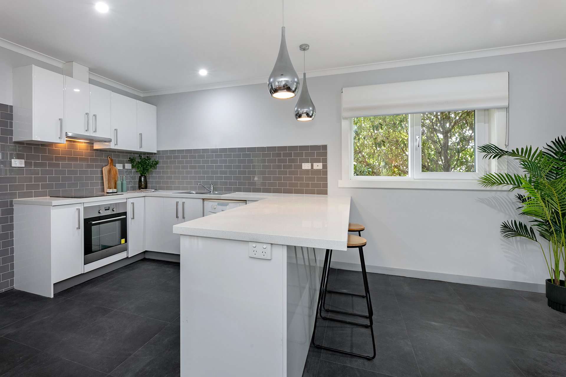 4 / 12 Canterbury Place Brighton