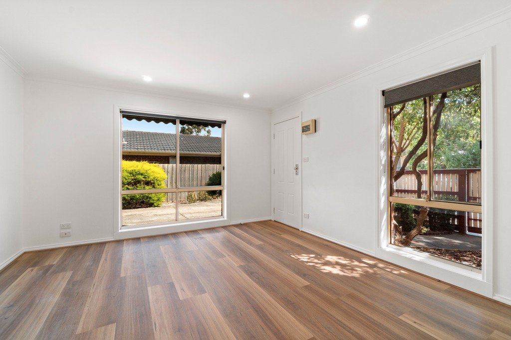 4/12 Fawkner Road, Pascoe Vale image 2