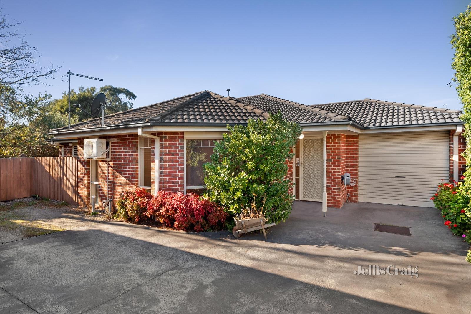 4/12 Joffre Street, Croydon image 1