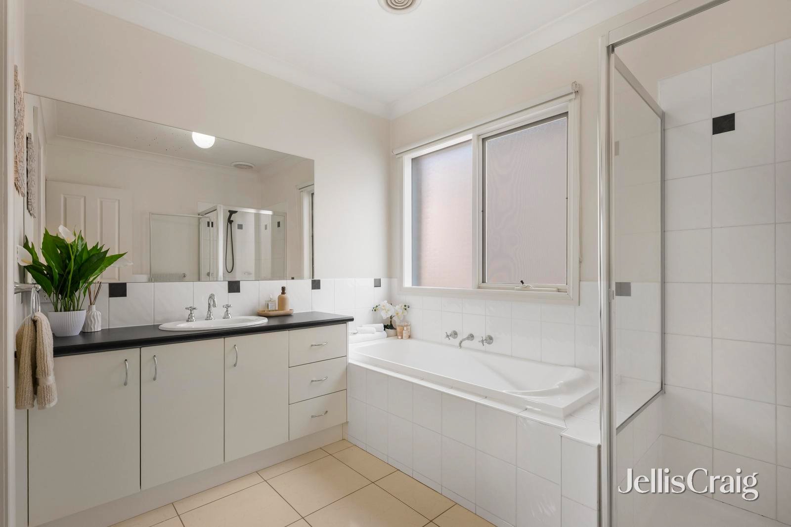 4/12 McComb Street, Lilydale image 11