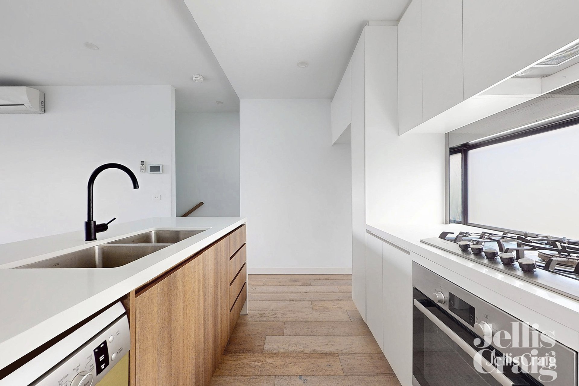 4/12 Sandown Road, Ascot&nbsp;Vale image 2