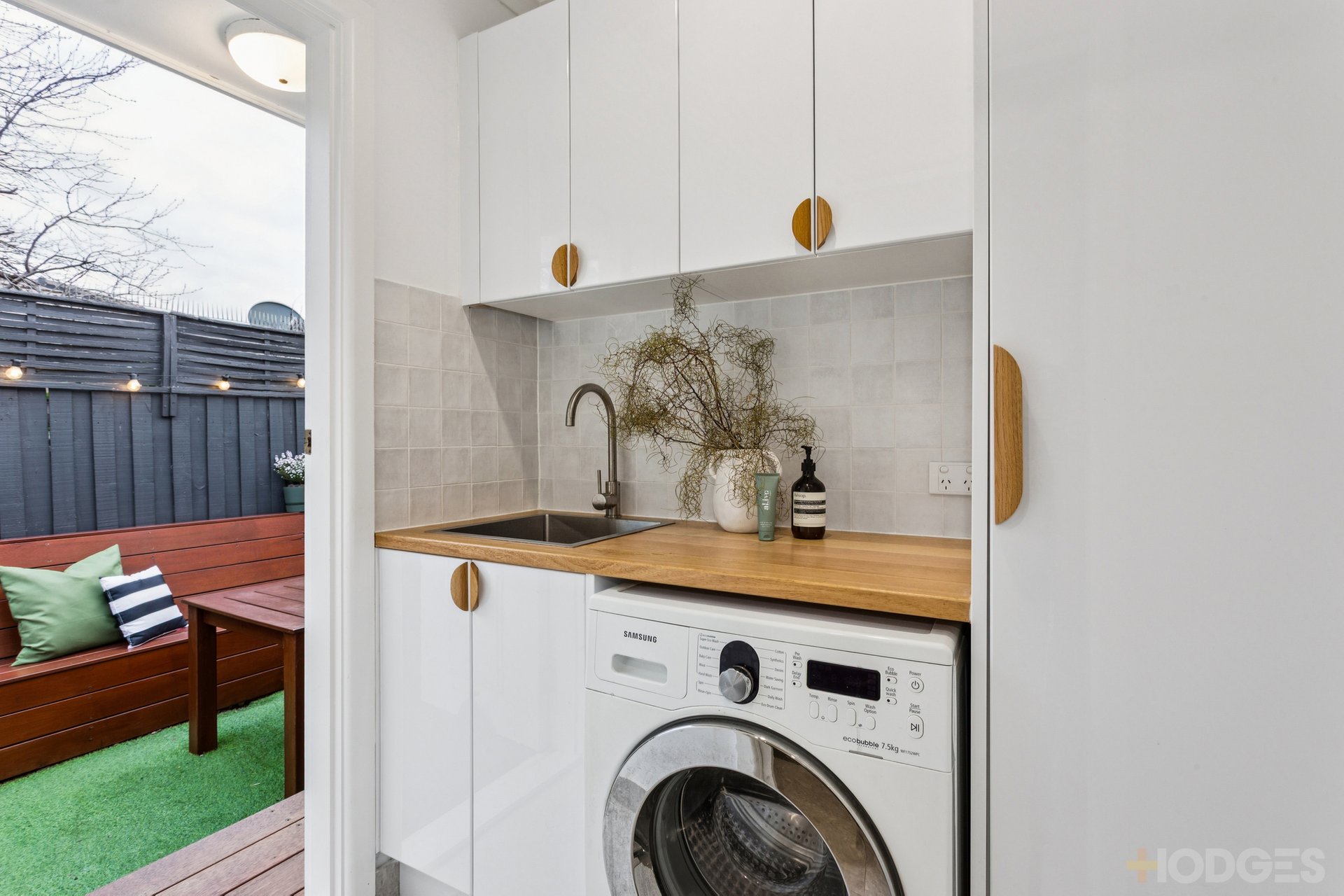 4 / 12 Towers Street Beaumaris