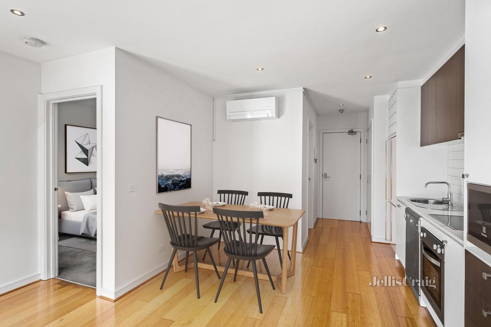4/120 Patterson Road, Bentleigh image 3