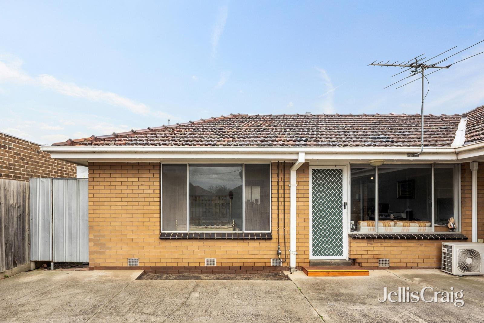 4/121 The Avenue, Spotswood image 1