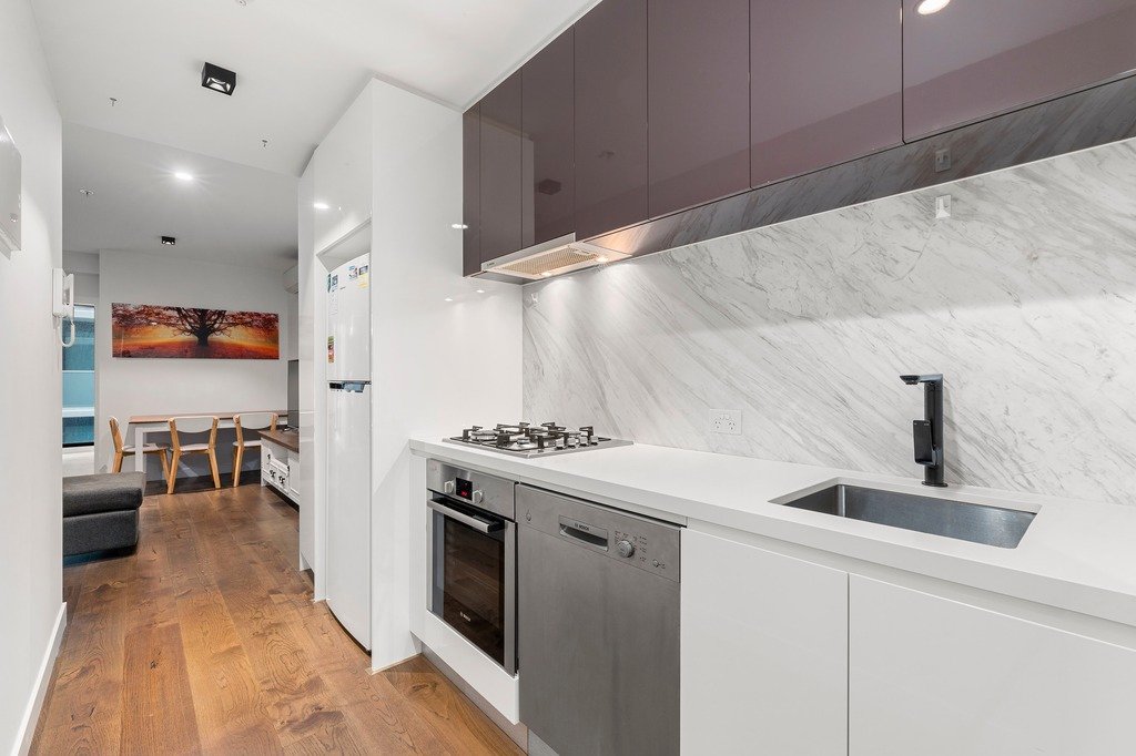 412/101 Tram Road, Doncaster image 3