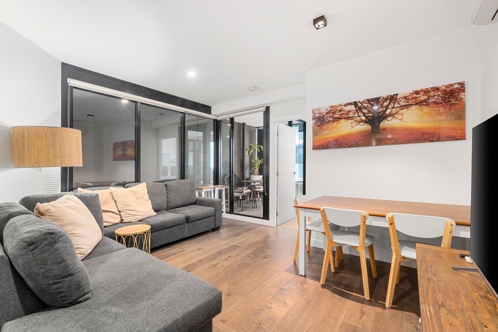 412/101 Tram Road, Doncaster image 2