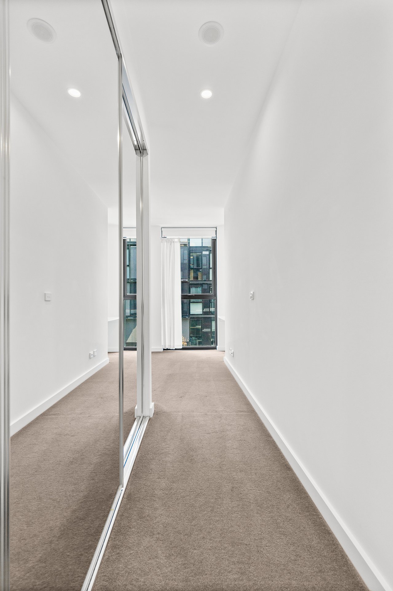 412/162 Whitehorse Road, Blackburn image 11