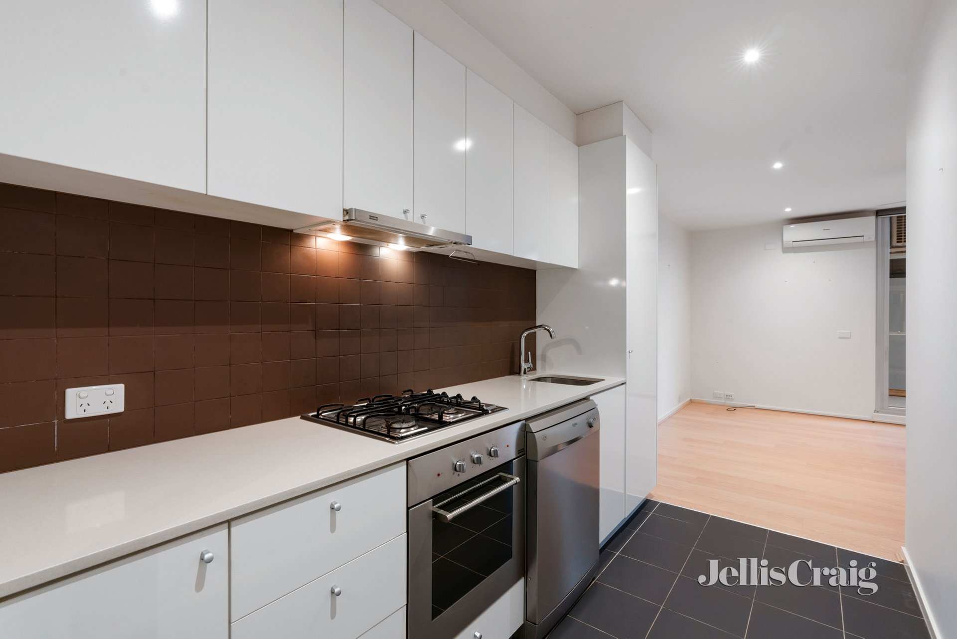 412/163-169 Inkerman St, St Kilda image 2