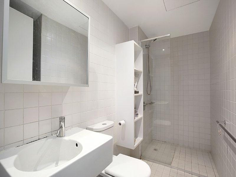 412/377 Burwood Road, Hawthorn image 5