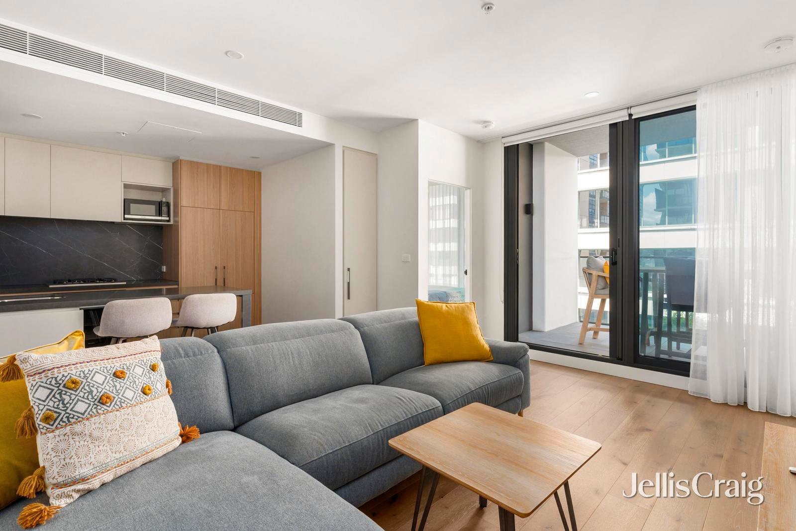 412/4 Young Street, Moonee Ponds image 1