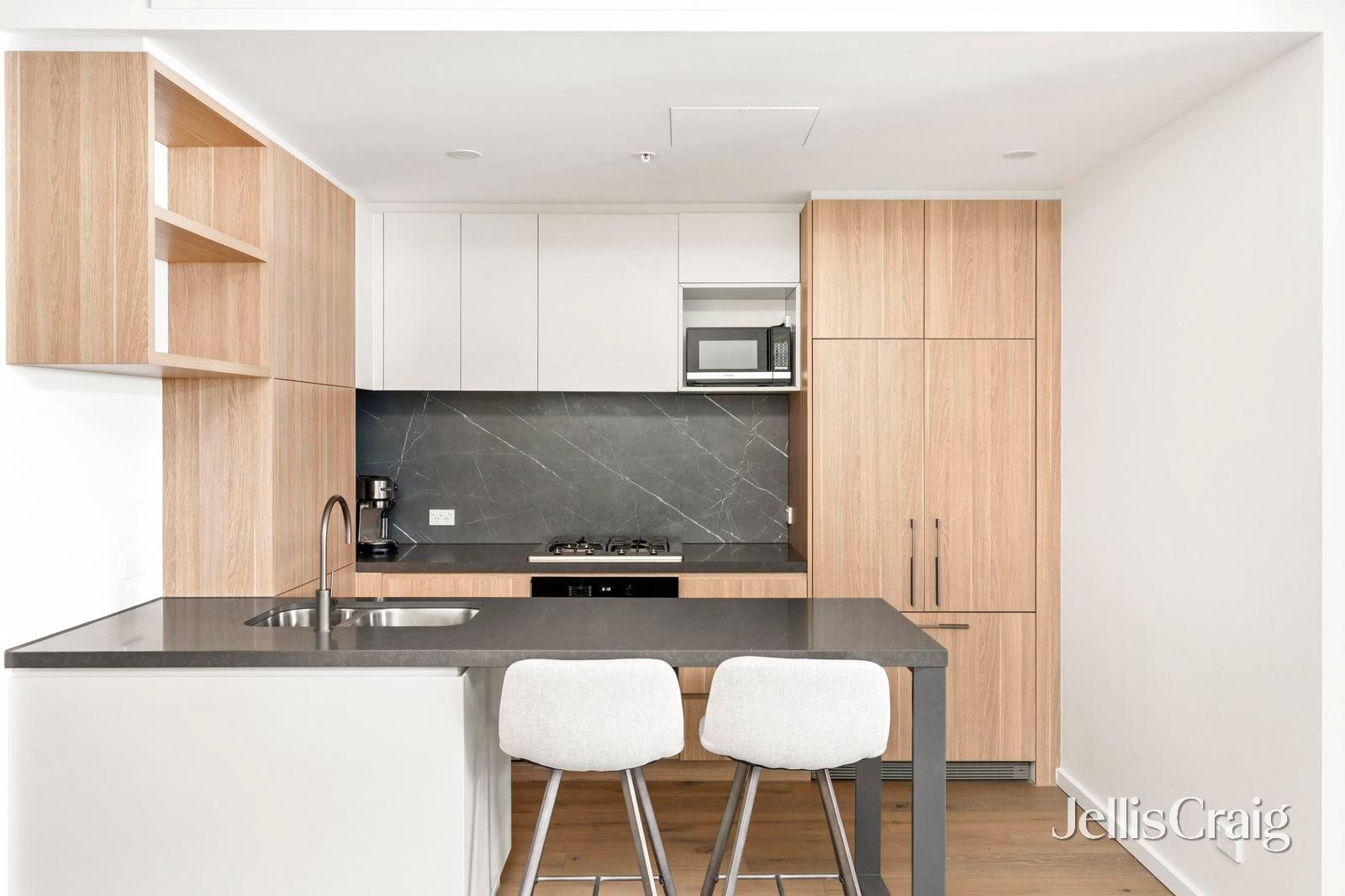 412/4 Young Street, Moonee Ponds image 3