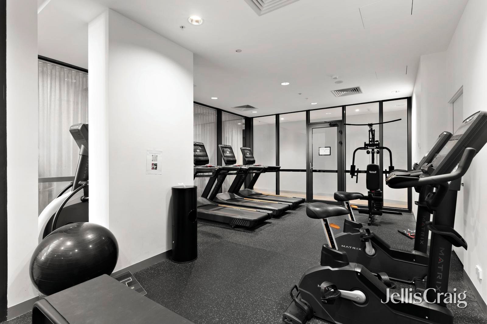 412/4 Young Street, Moonee Ponds image 12