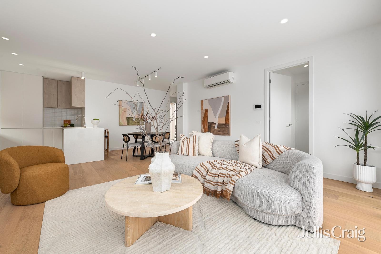 4/125 Landells Road, Pascoe Vale image 2