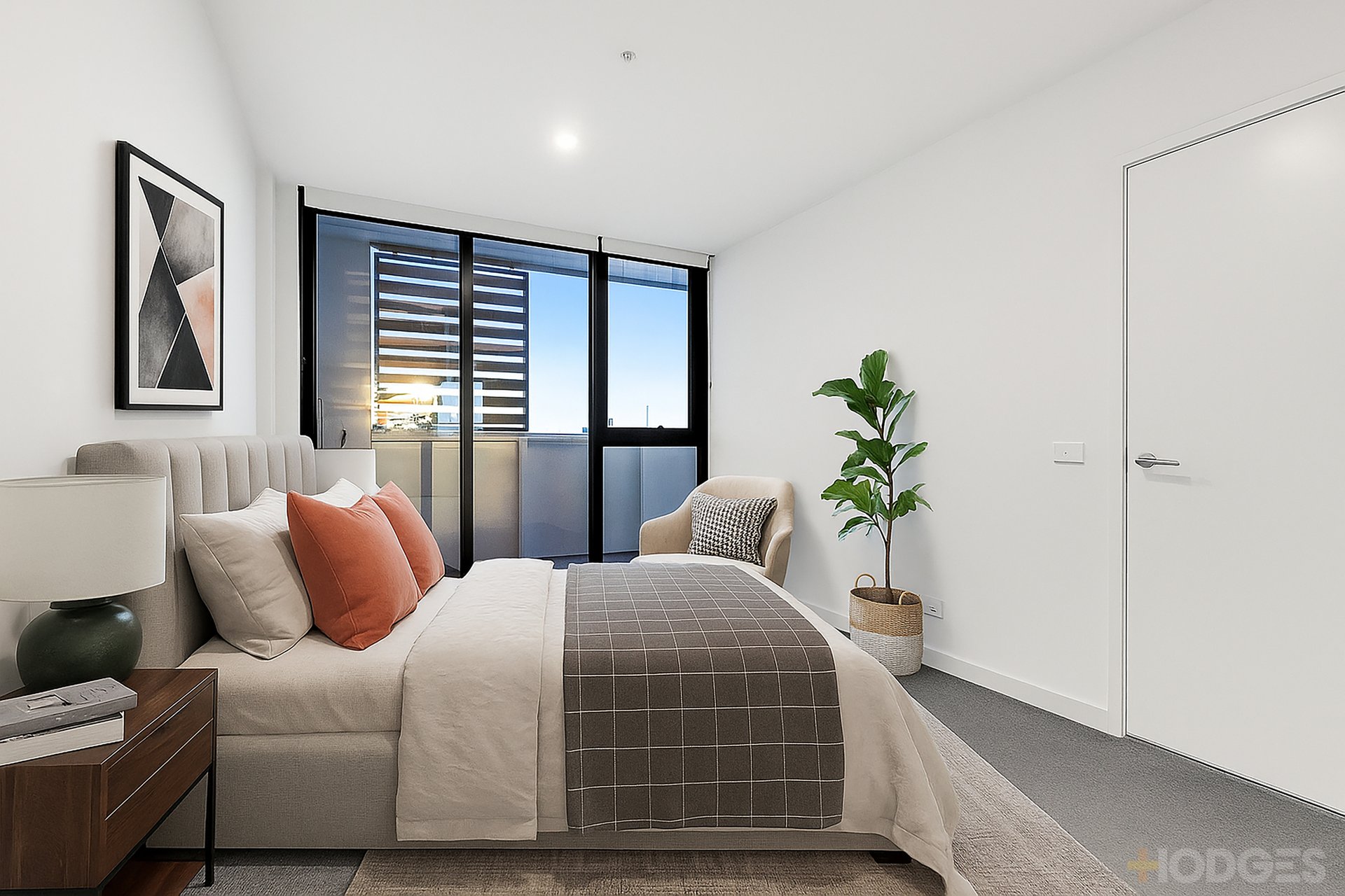 412 / 6 Railway Road Cheltenham
