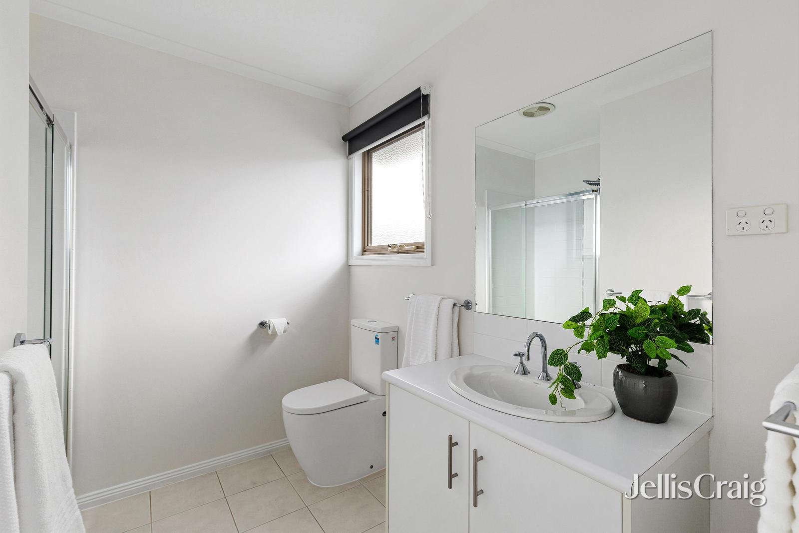 4/129 Mountain View Road, Briar&nbsp;Hill image 10