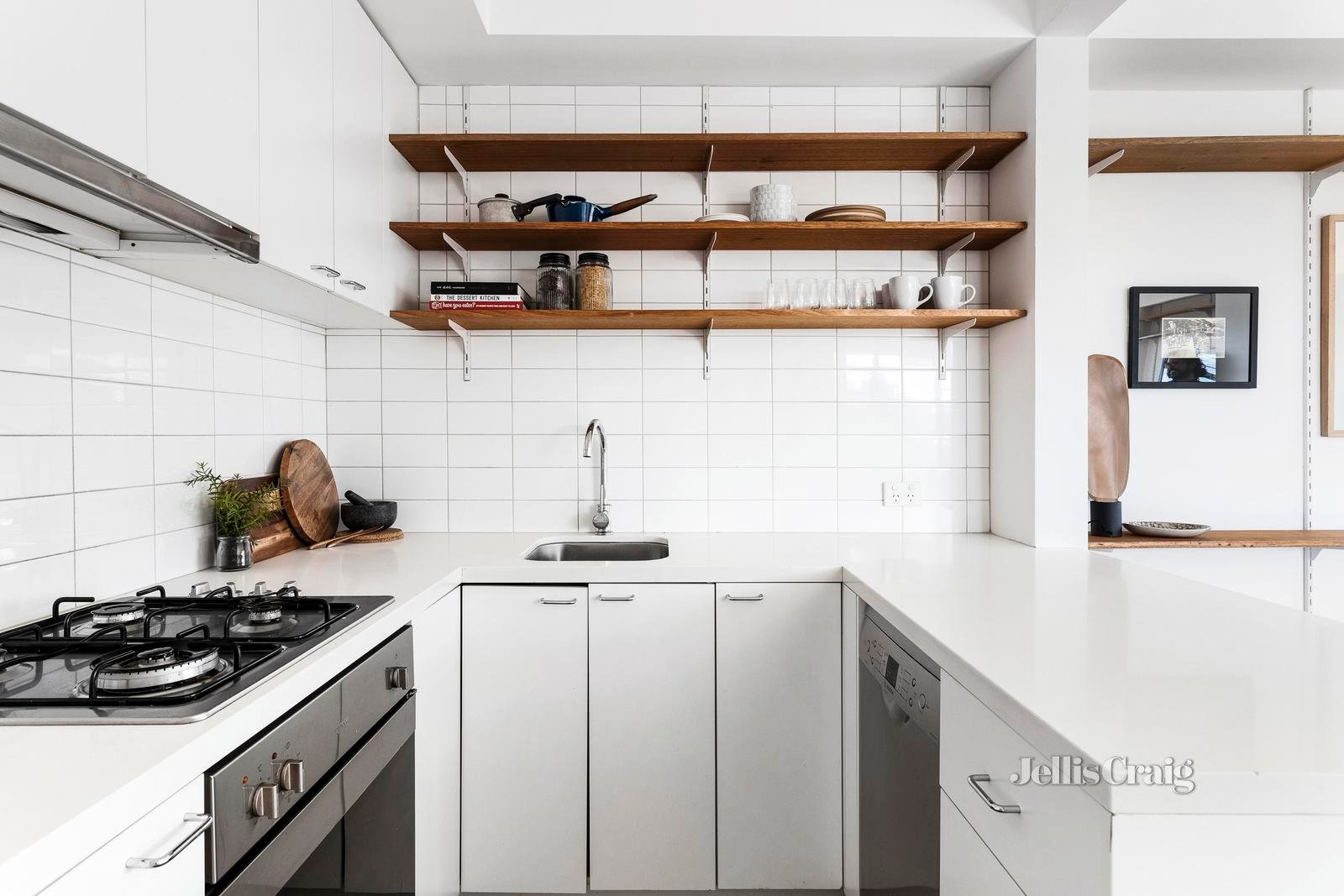 4/13 Alexander Street, Collingwood image 4