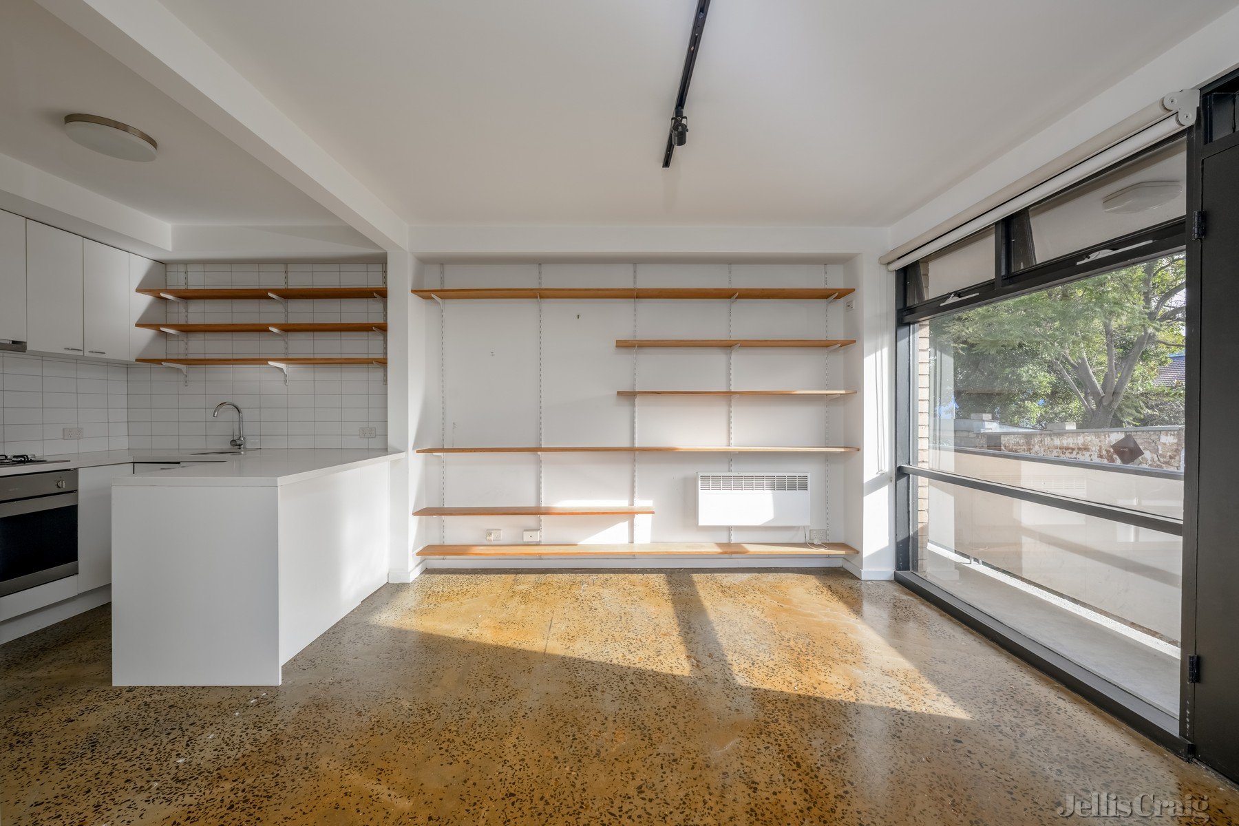 4/13 Alexander Street, Collingwood image 3