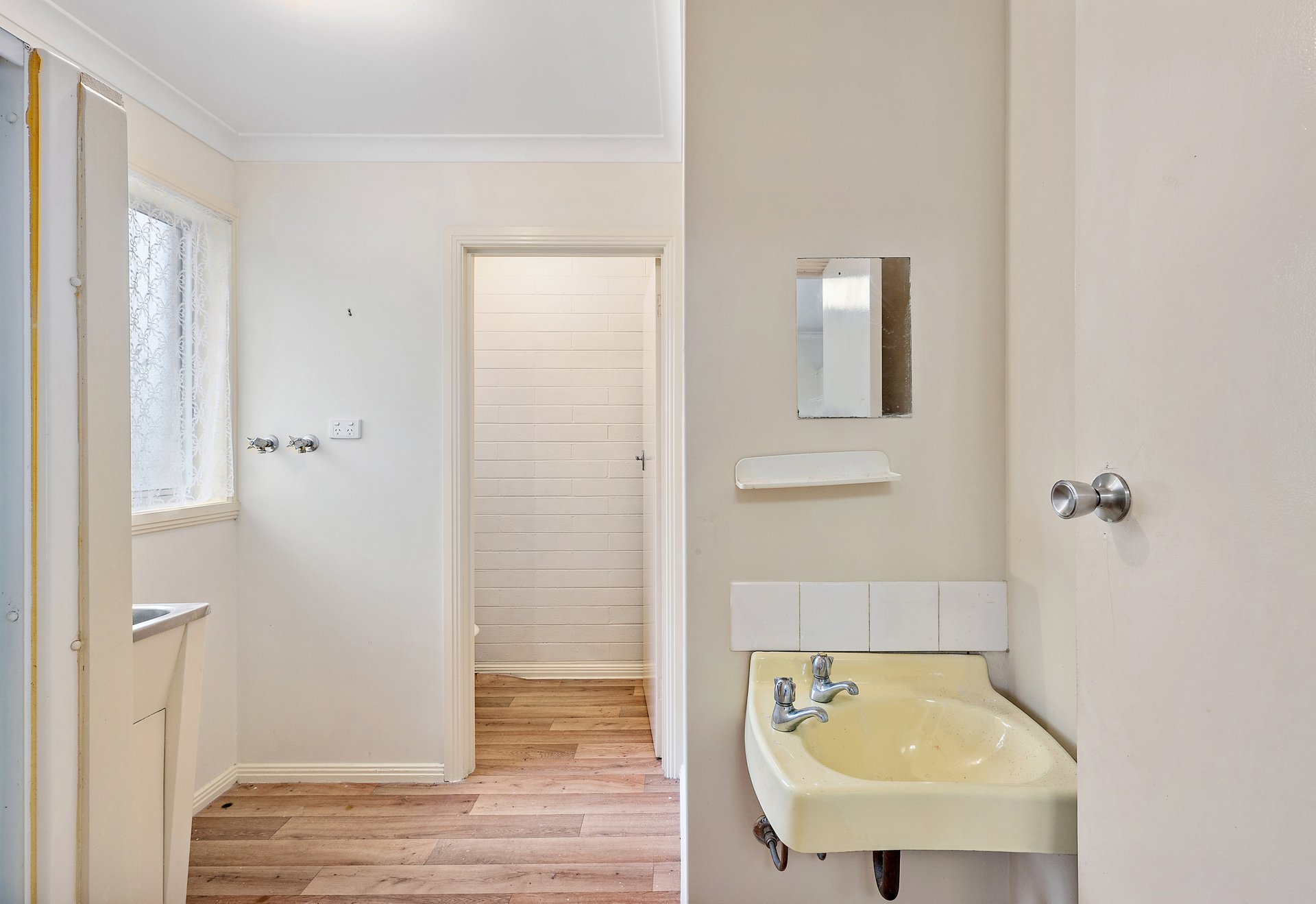 4/13 Hawthory Road, Kilsyth image 5