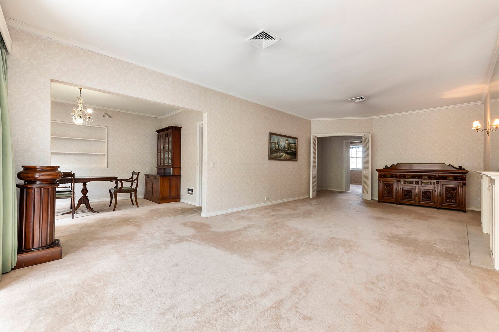 Property Gallery Thumbnail 2