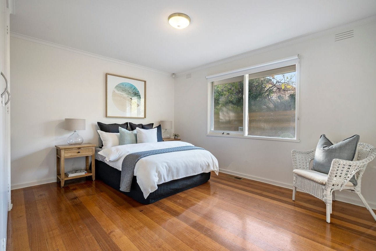 4/13 Milton Street, Canterbury image 3