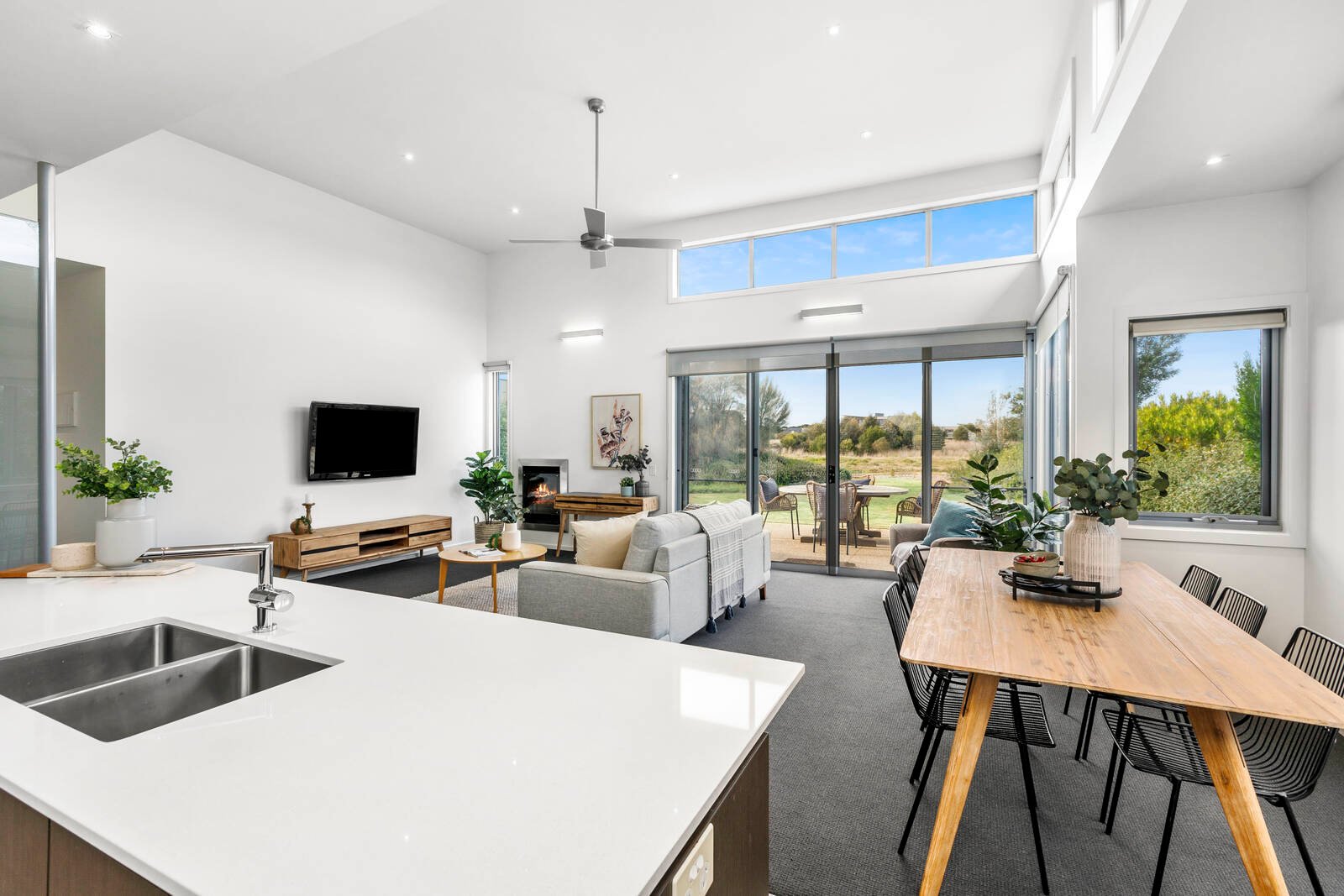 Property Gallery Thumbnail 7
