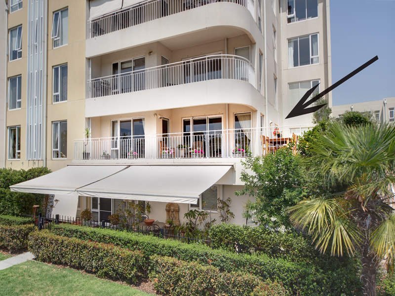 41/3 Seisman Place, Port Melbourne image 9