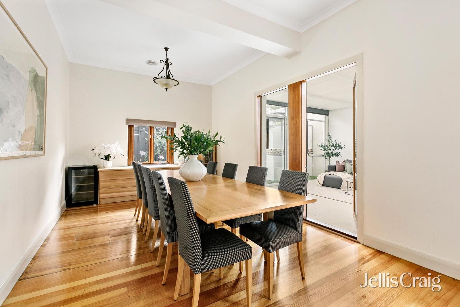 4/131 Charman Road, Beaumaris image 4