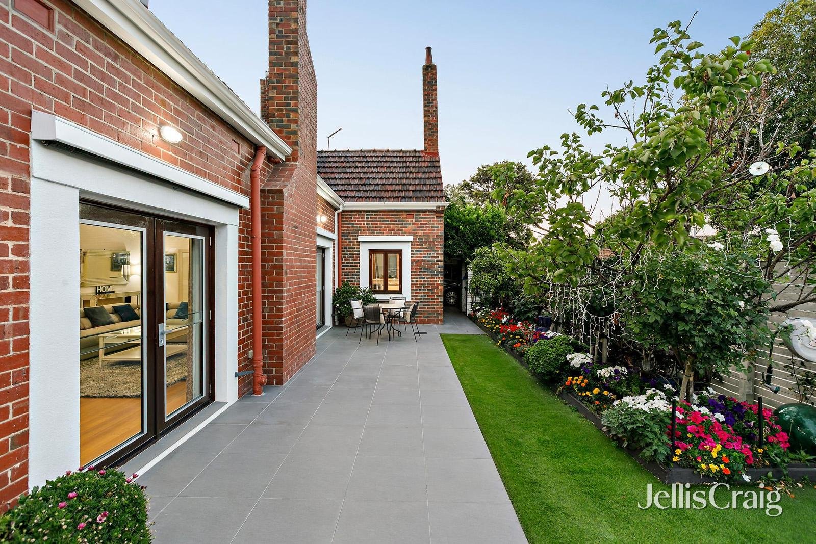 4/131 Charman Road, Beaumaris image 5