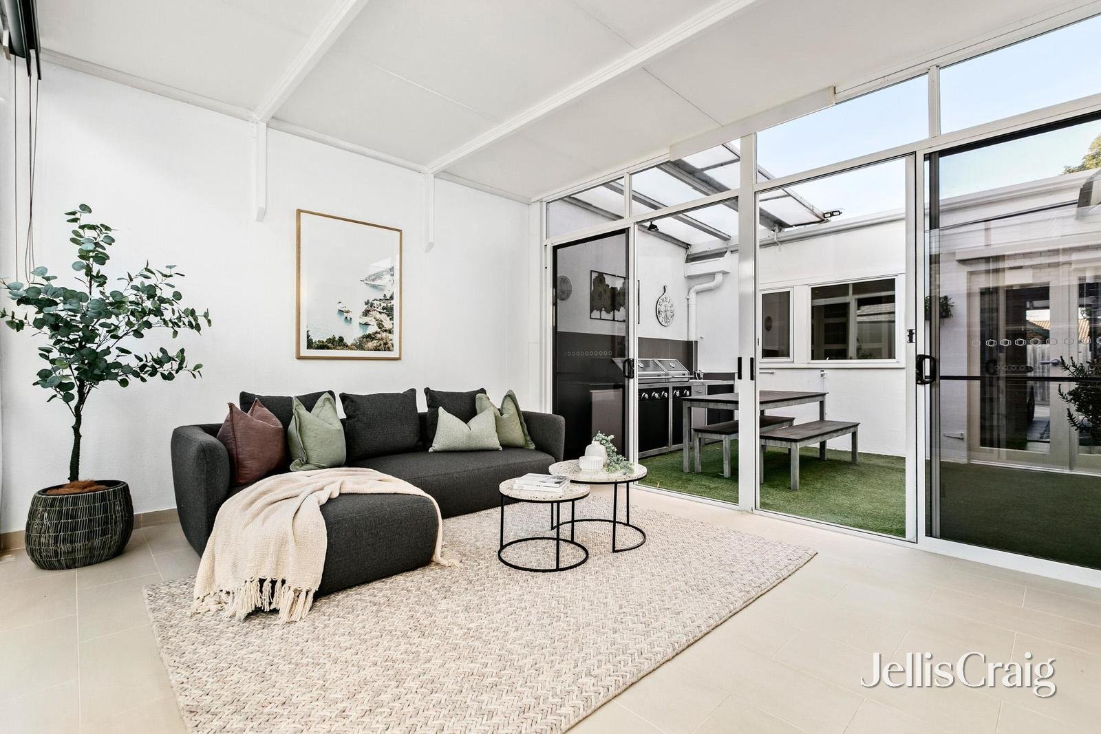4/131 Charman Road, Beaumaris image 7