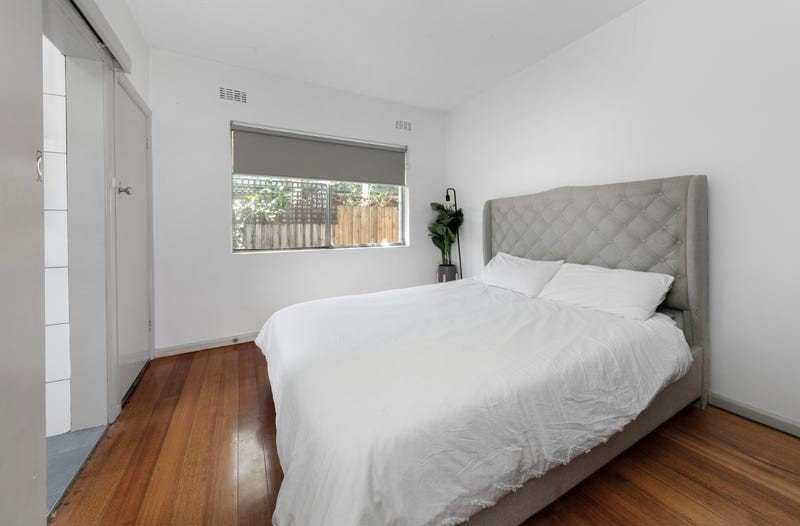 4/131 Grange Road, Carnegie image 3