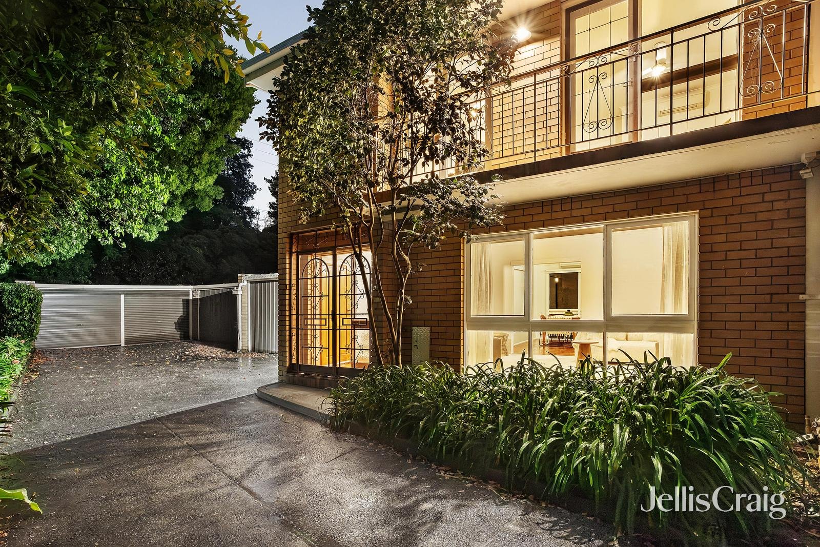 4/131 Locksley Road, Eaglemont image 1