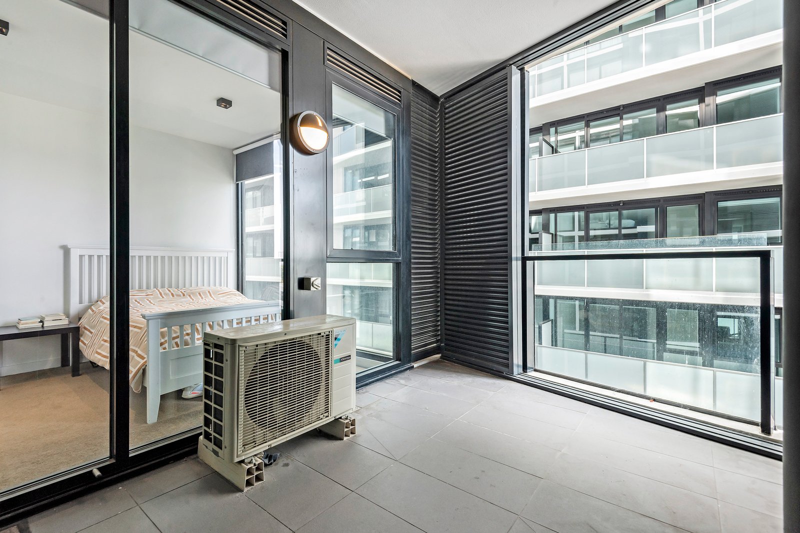 Property Gallery Thumbnail 6