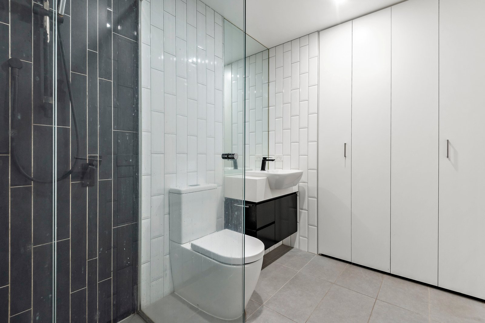 Property Gallery Thumbnail 7