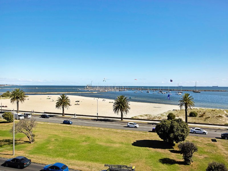 41/313 Beaconsfield Parade, St Kilda West image 6