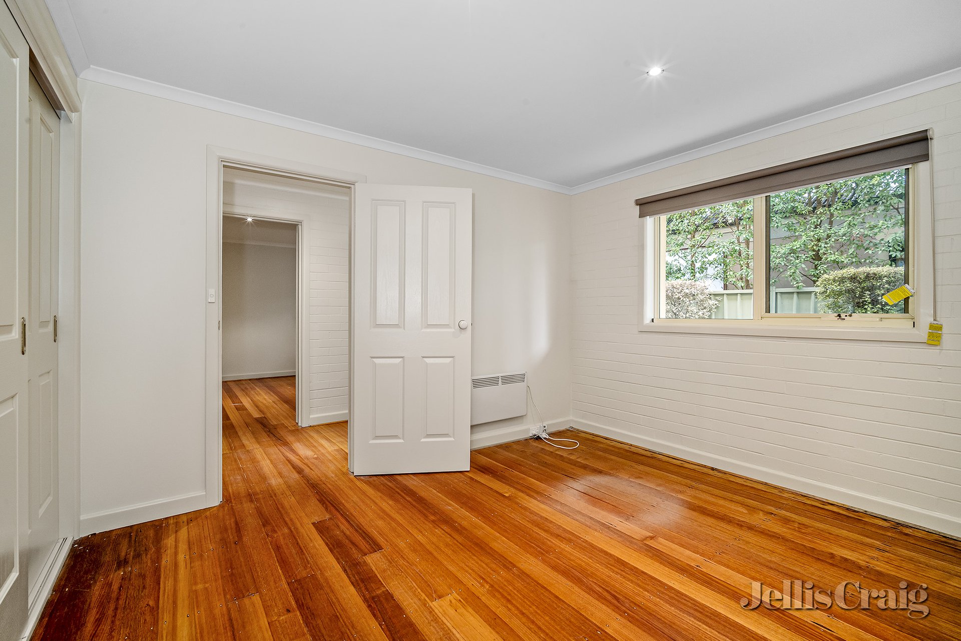 4/1314 Mair Street, Lake Wendouree image 3