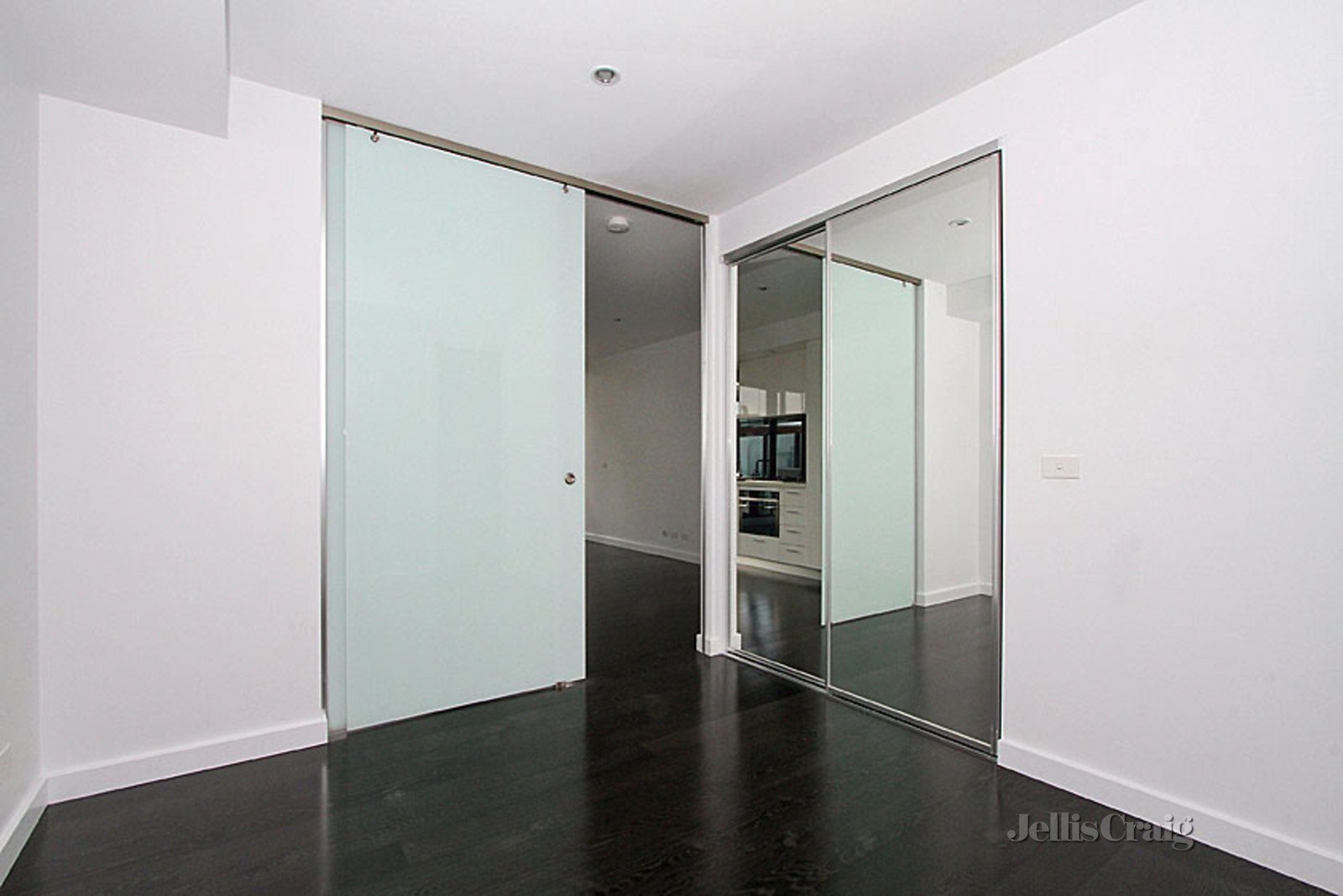 413/338 Kings Way, South Melbourne image 5