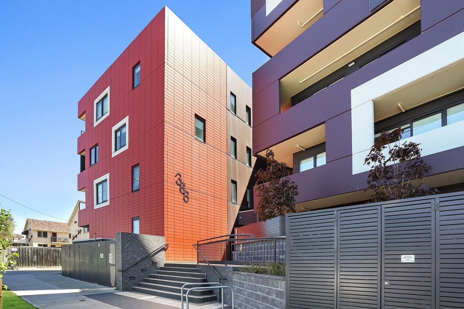 Property Gallery Thumbnail 3