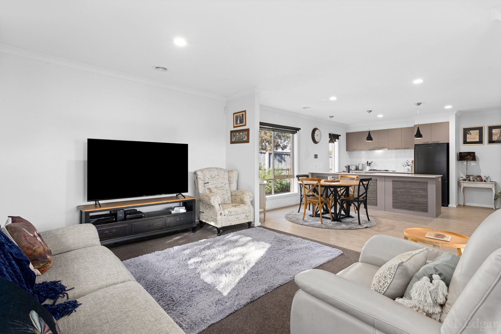 Property Gallery Thumbnail 2