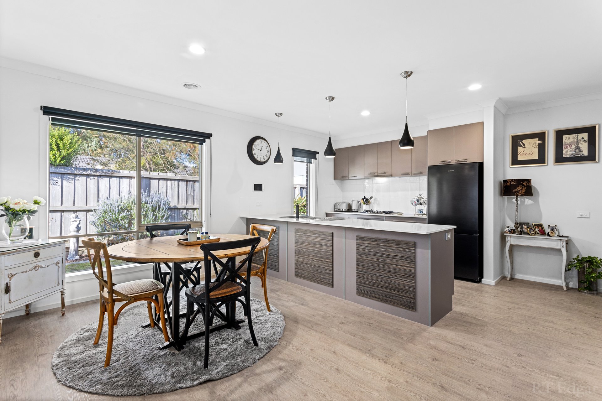 Property Gallery Thumbnail 3