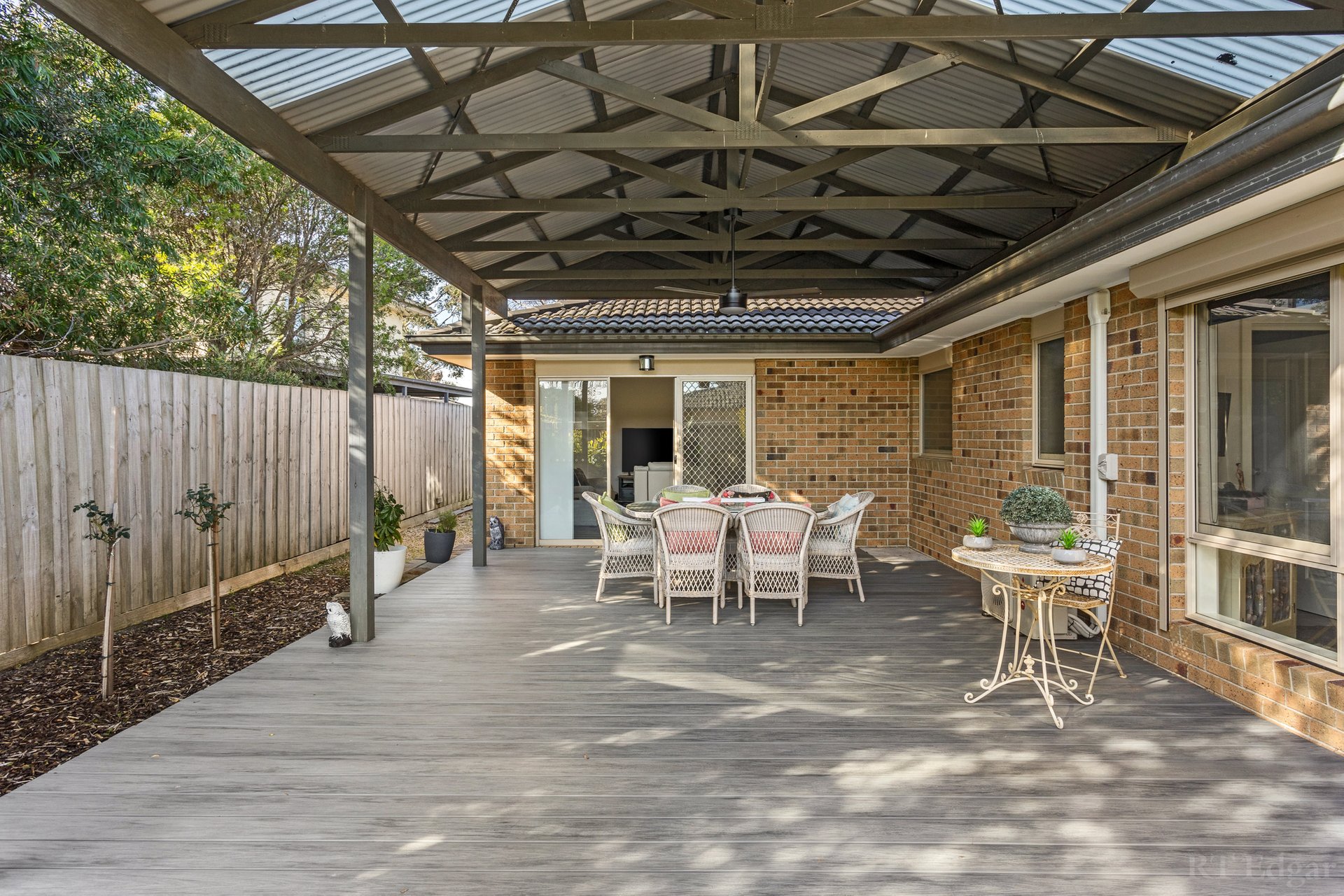 Property Gallery Thumbnail 9