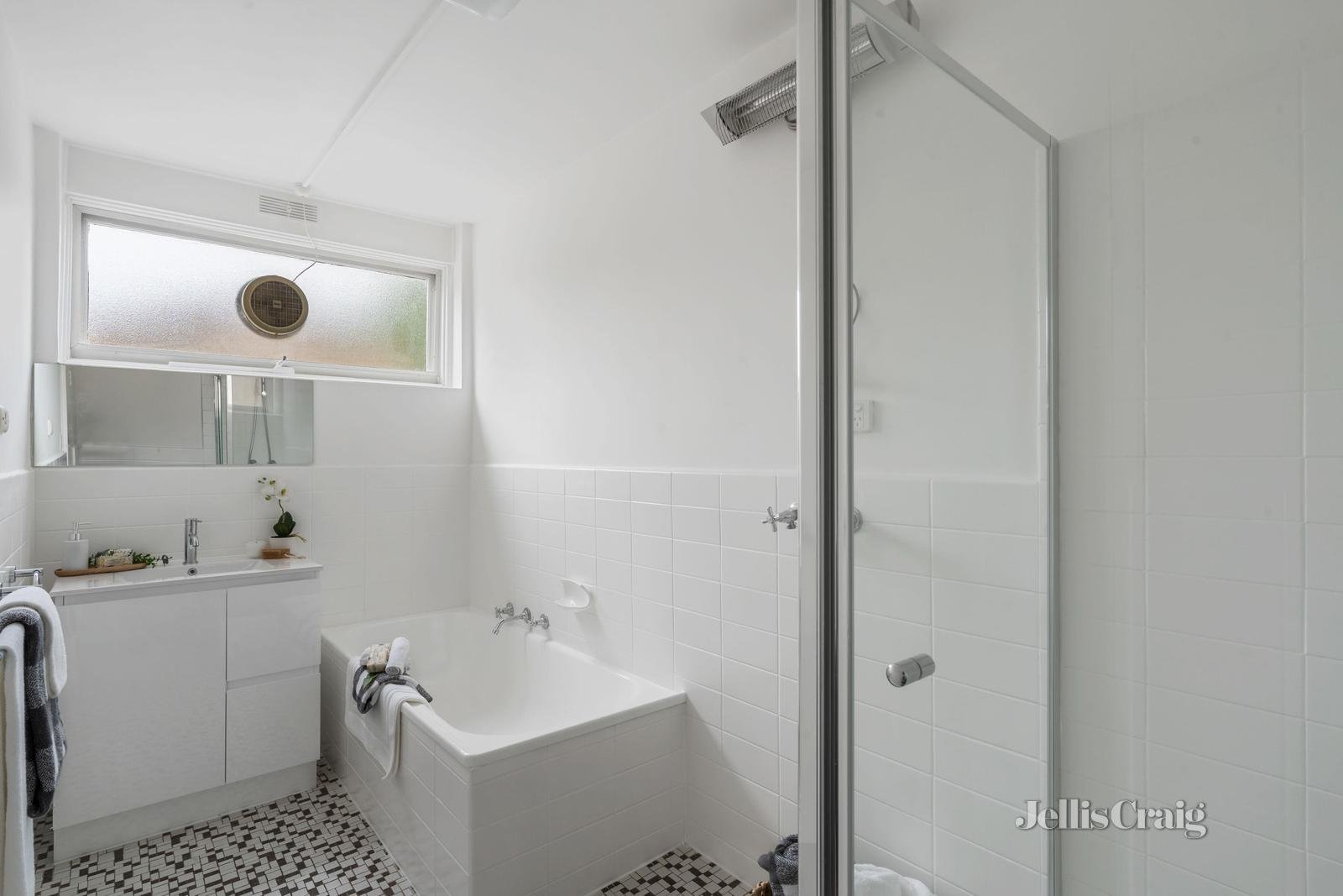 4/137 Victoria Road, Hawthorn East image 6