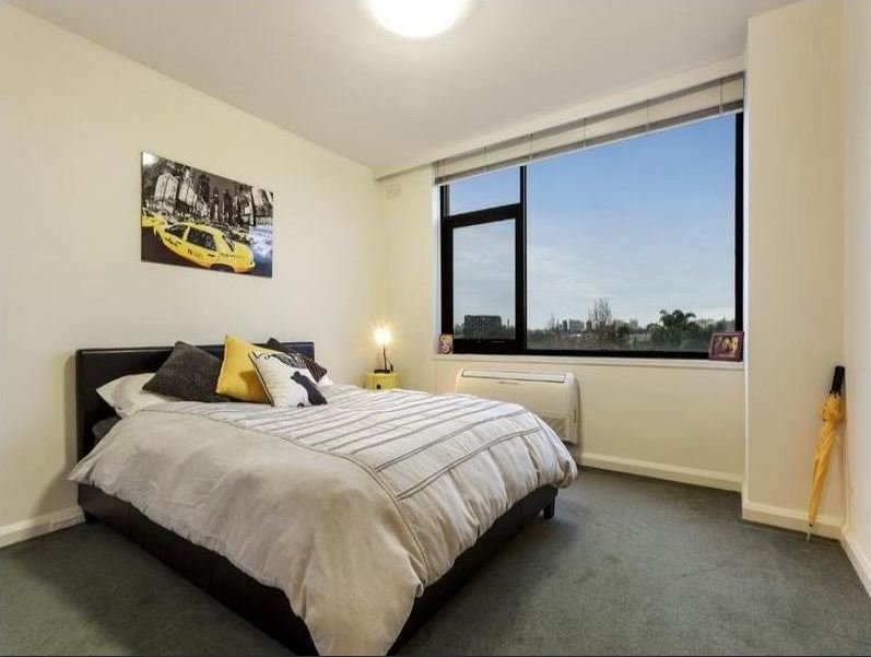 Property Gallery Thumbnail 4