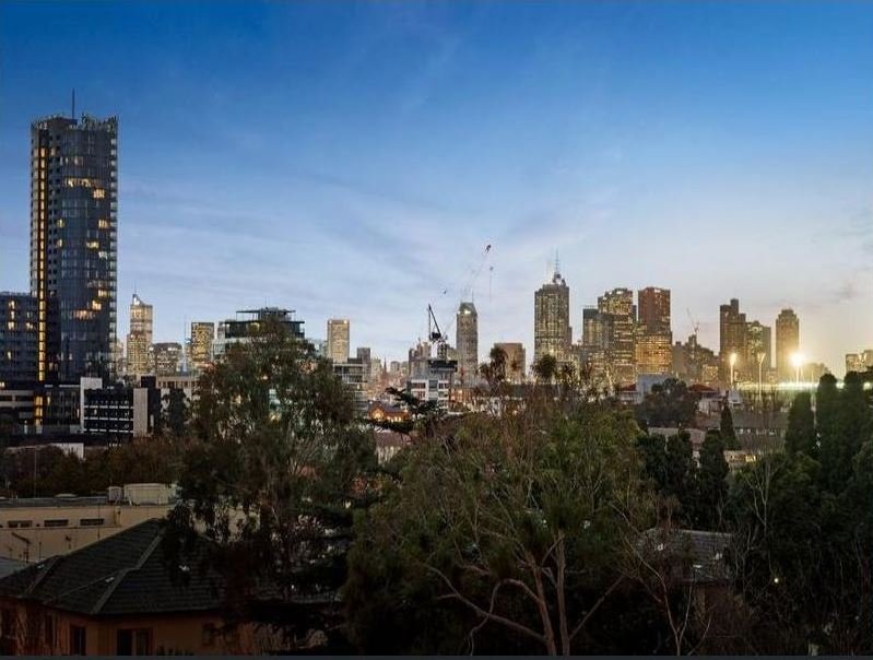 Property Gallery Thumbnail 6