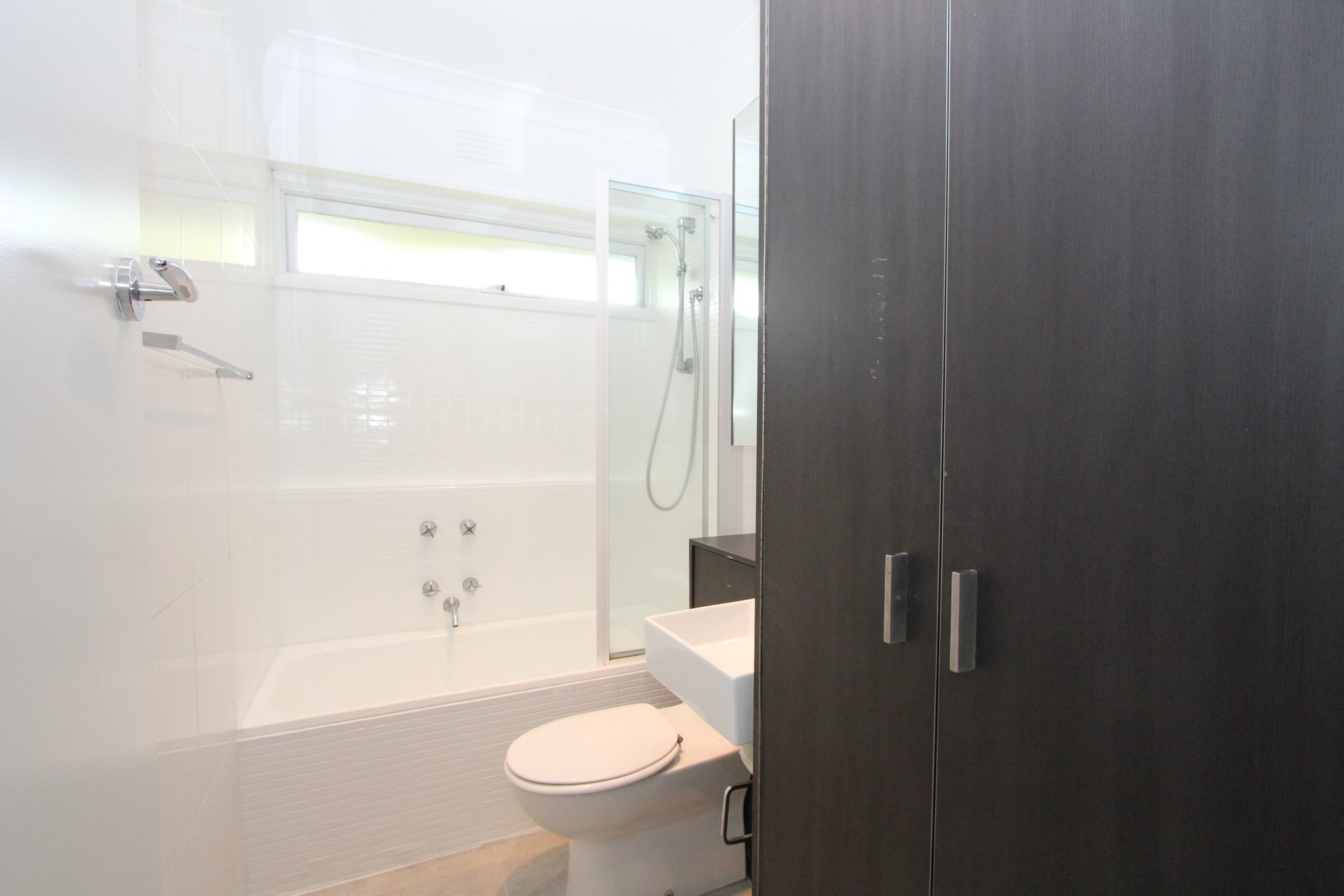 Property Gallery Thumbnail 6