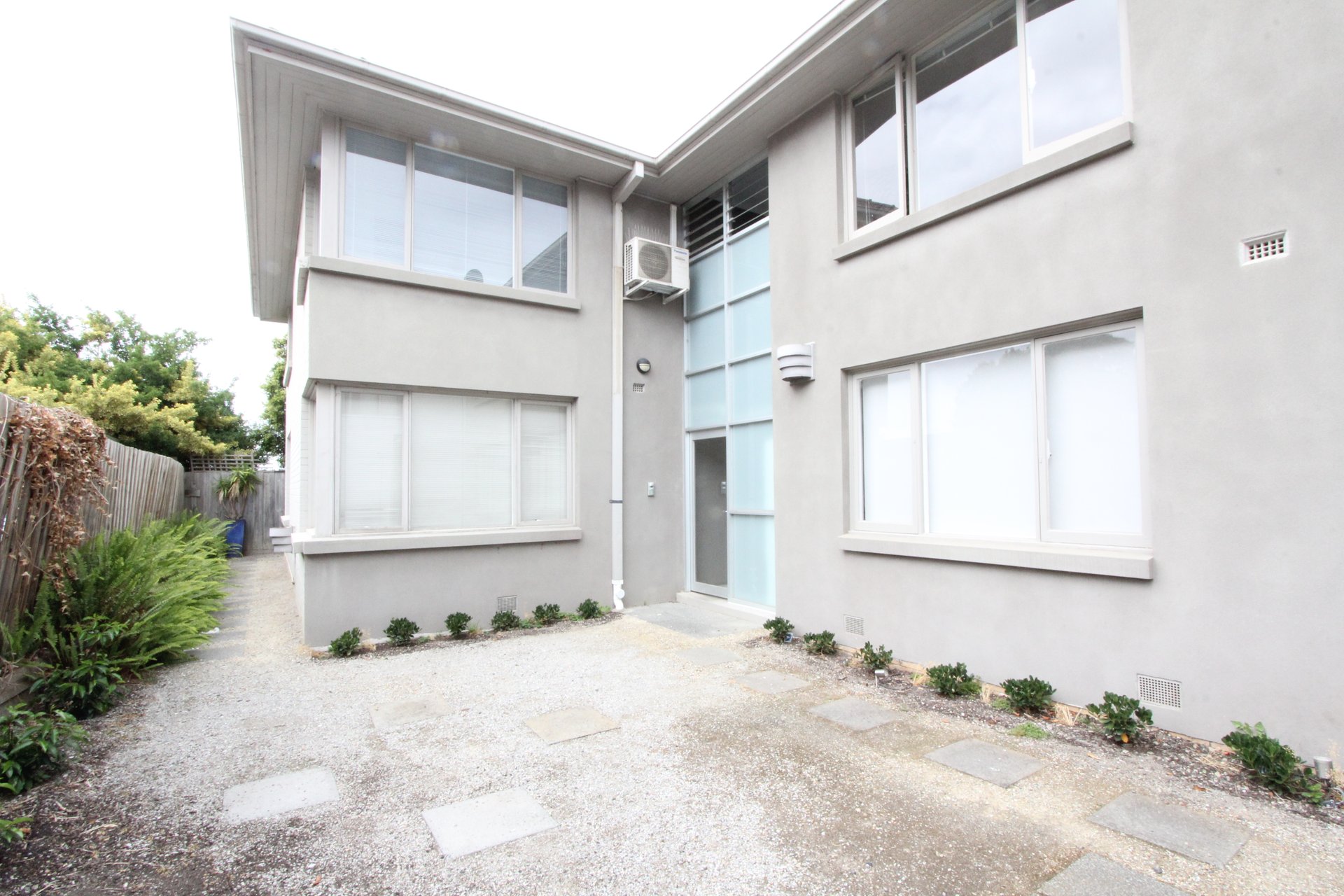 Property Gallery Thumbnail 7