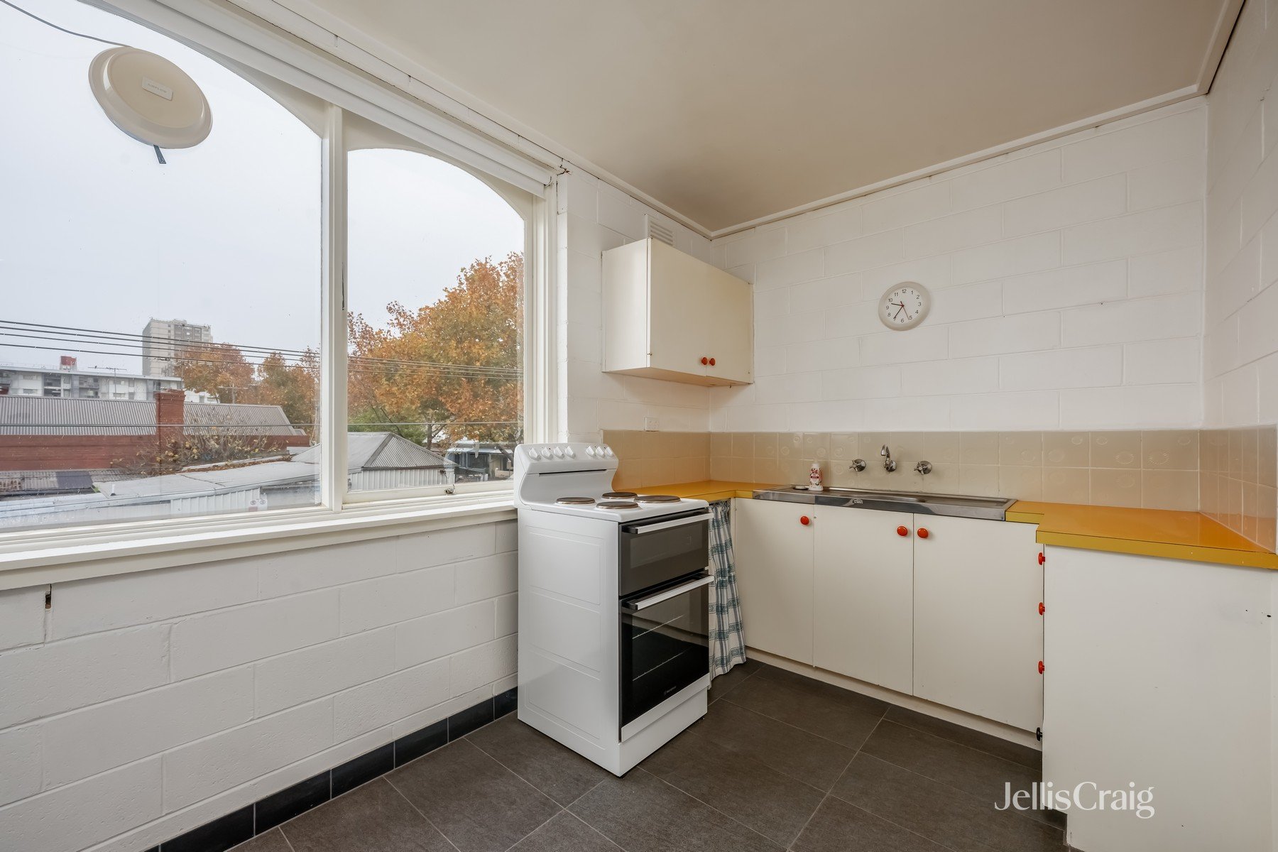 4/14 Albert Street, Abbotsford image 1