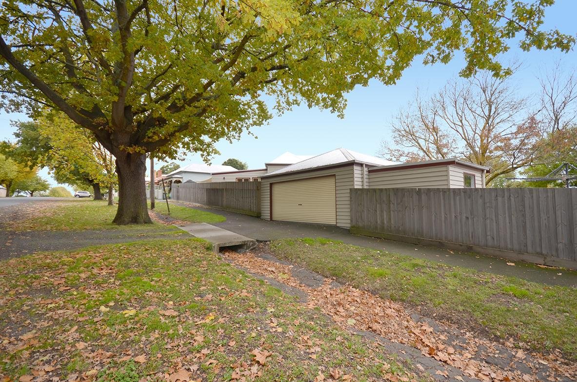 414 Armstrong Street South, Ballarat Central image 3