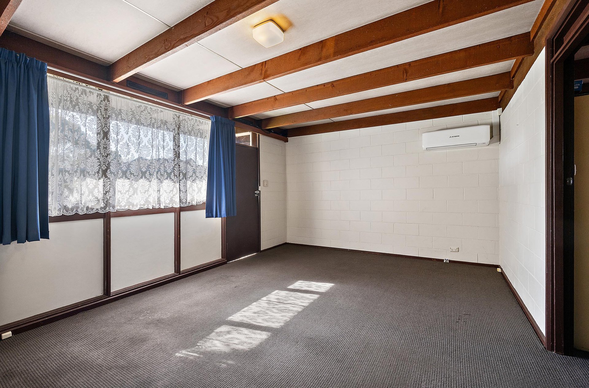 4/14 Kipling Avenue, Mooroolbark image 6