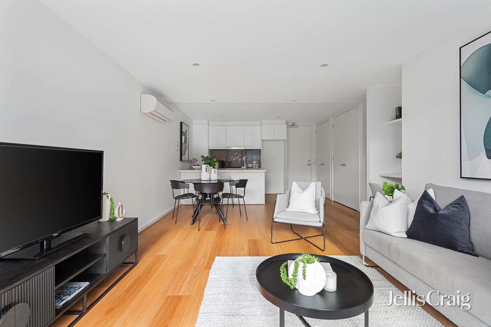 4/14 South Avenue, Bentleigh image 2