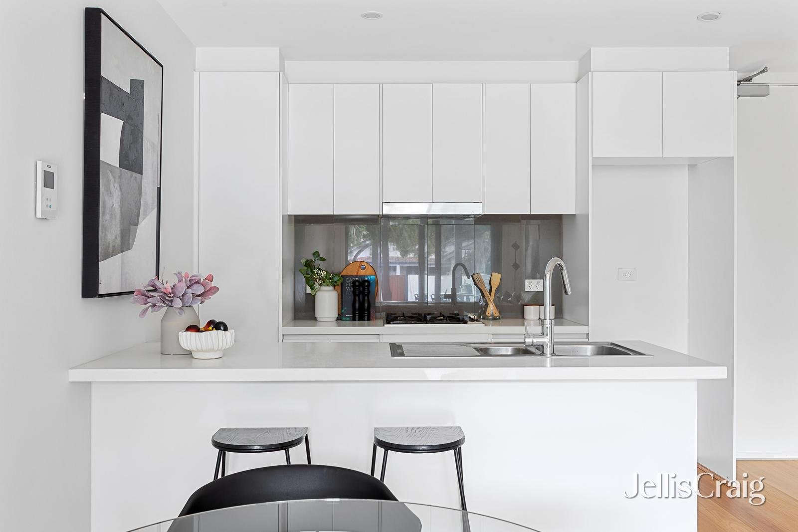 4/14 South Avenue, Bentleigh image 5